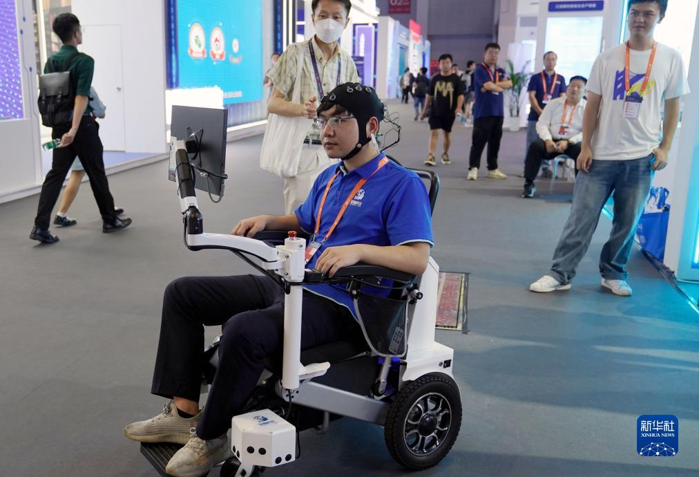 拉霸360是哪的公司